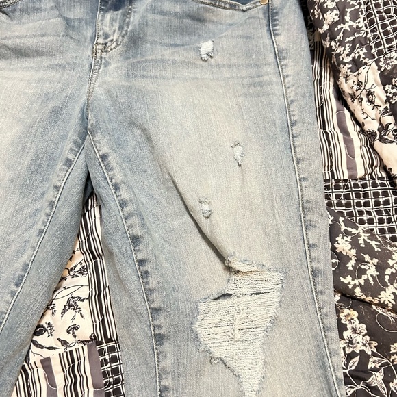 Torrid feel the jegging super soft women’s plus size 14 R distressed jeans - Picture 5 of 11